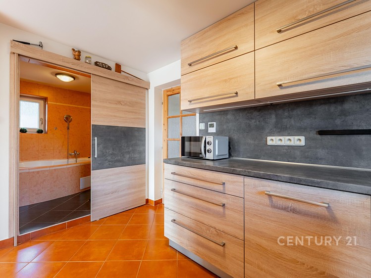 Pronájem rodinného domu 120 m², pozemek 347 m² - foto 5