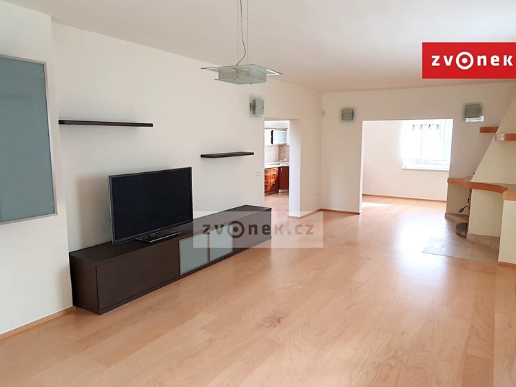 Pronájem rodinného domu 270 m², pozemek 200 m² - foto 7