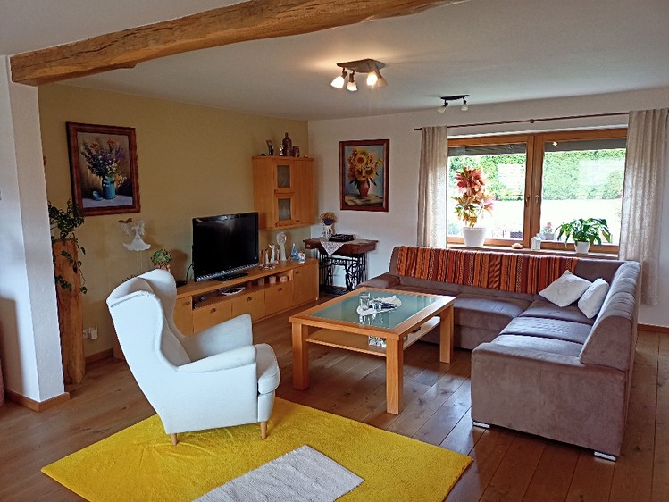 Pronájem rodinného domu 200 m², pozemek 766 m² - foto 2
