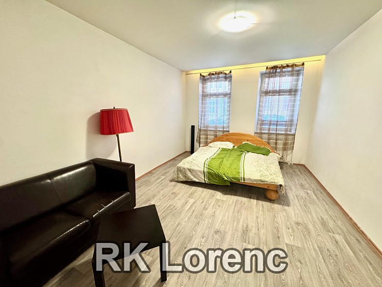 Pronájem rodinného domu 180 m², pozemek 201 m² - foto 3