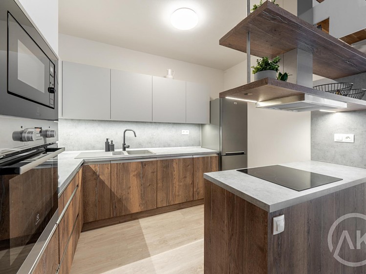 Pronájem rodinného domu 107 m², pozemek 162 m² - foto 4
