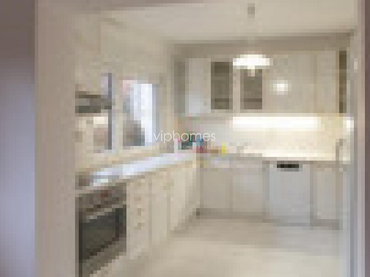 Pronájem vily 365 m², pozemek 539 m² - foto 3