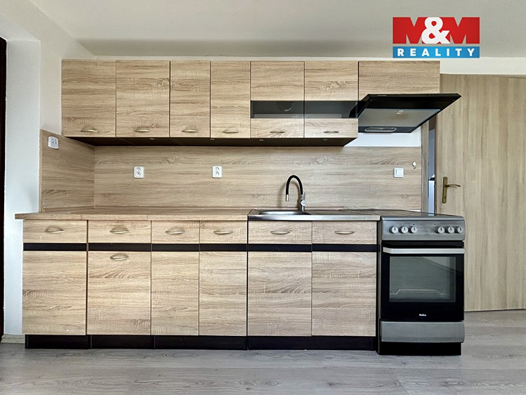 Pronájem  rodinného domu 75 m², pozemek 14 m² - foto 3
