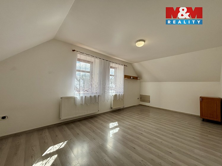 Pronájem  rodinného domu 75 m², pozemek 14 m² - foto 5