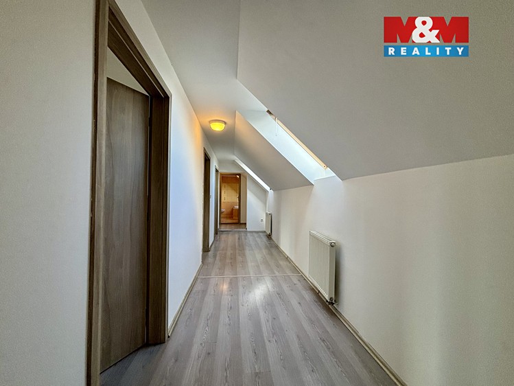 Pronájem  rodinného domu 75 m², pozemek 14 m² - foto 8