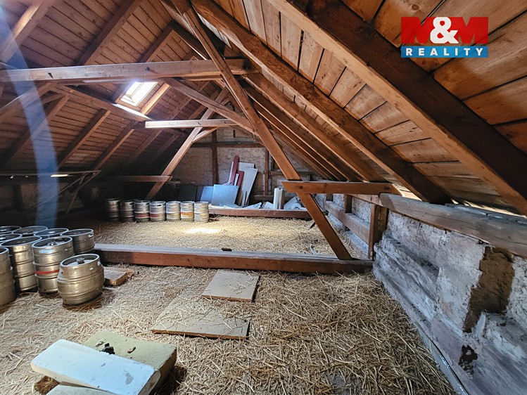 Pronájem  rodinného domu 68 m², pozemek 1 072 m² - foto 8