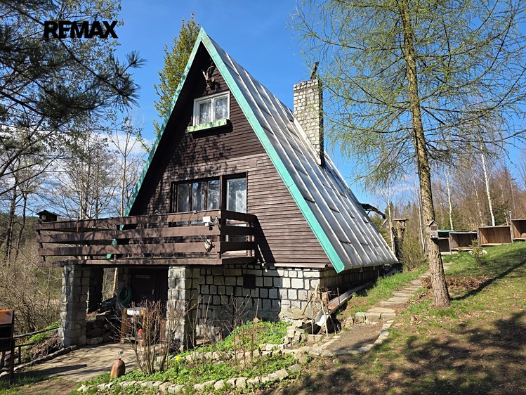 Pronájem chaty 50 m², pozemek 1 971 m² - foto 1