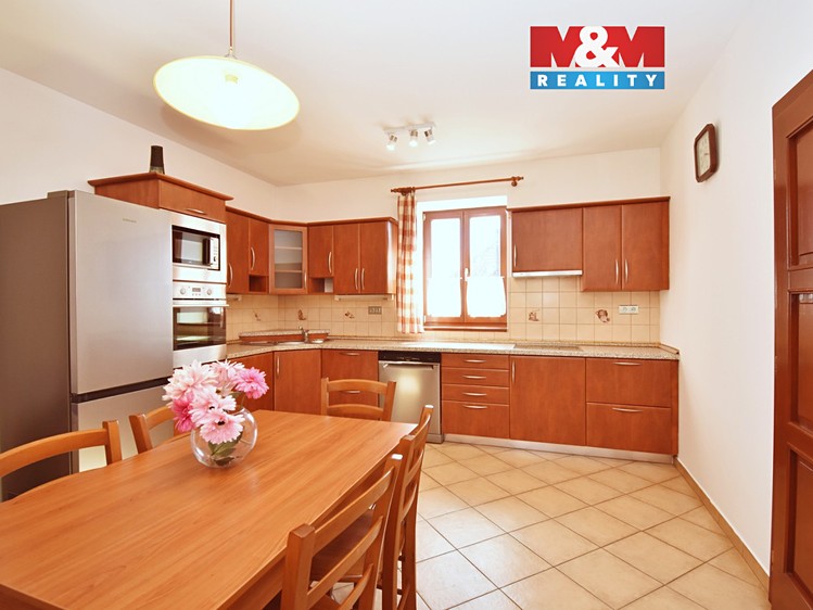 Pronájem rodinného domu 82 m², pozemek 50 m² - foto 1