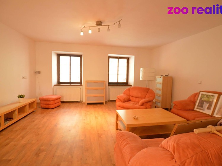 Pronájem  rodinného domu 150 m², pozemek 135 m² - foto 5