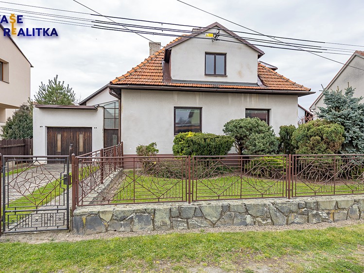 Pronájem rodinného domu 95 m², pozemek 484 m² - foto 1