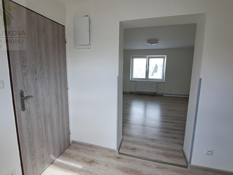 Pronájem rodinného domu 60 m², pozemek 291 m² - foto 8
