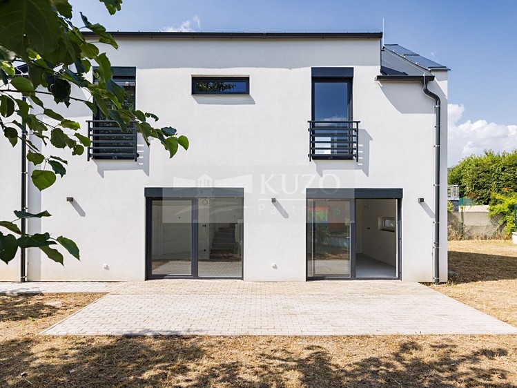 Pronájem  rodinného domu 165 m², pozemek 655 m² - foto 6