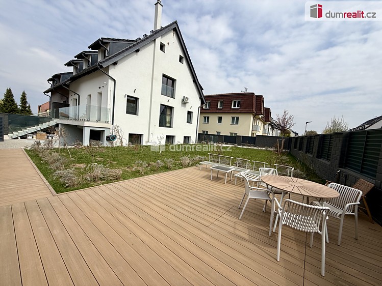 Pronájem rodinného domu 85 m², pozemek 528 m² - foto 3