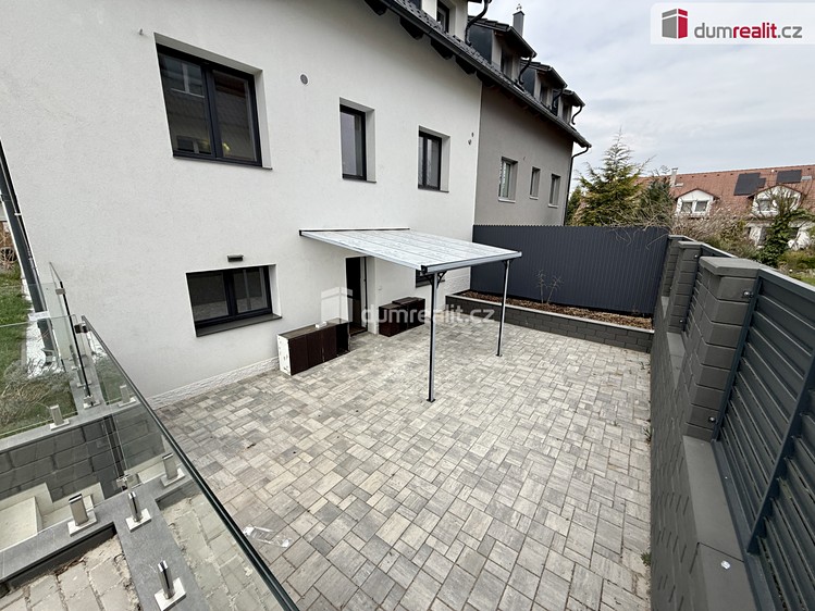 Pronájem rodinného domu 99 m², pozemek 528 m² - foto 6