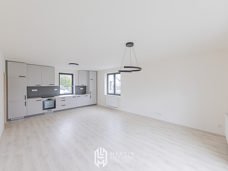 Pronájem rodinného domu 127 m², pozemek 385 m² - foto 7