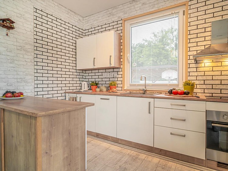 Pronájem rodinného domu 133 m², pozemek 3 200 m² - foto 3