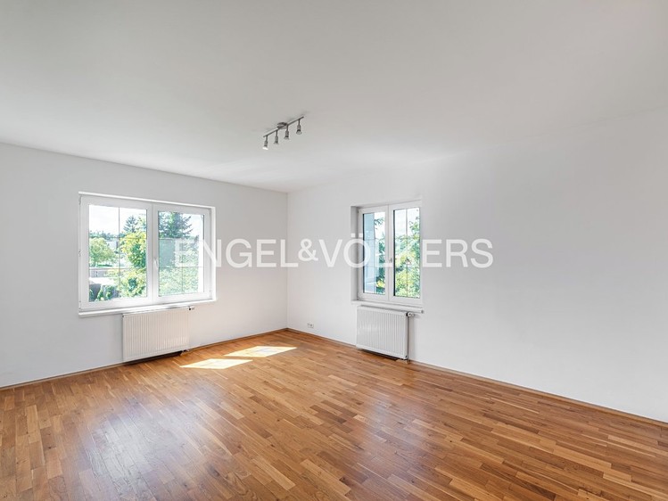Pronájem  rodinného domu 360 m², pozemek 860 m² - foto 5