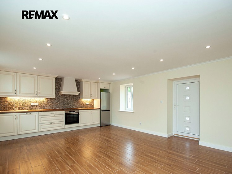 Pronájem rodinného domu 165 m², pozemek 150 m² - foto 4