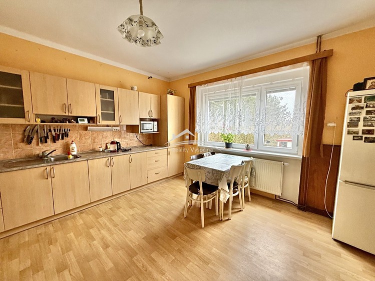 Pronájem rodinného domu 140 m², pozemek 1 060 m² - foto 3