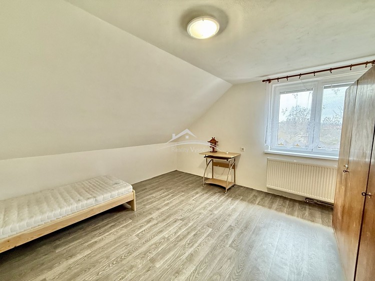 Pronájem rodinného domu 140 m², pozemek 1 060 m² - foto 7