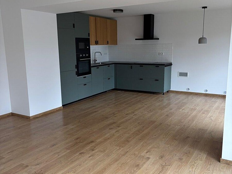 Pronájem rodinného domu 120 m², pozemek 500 m² - foto 2