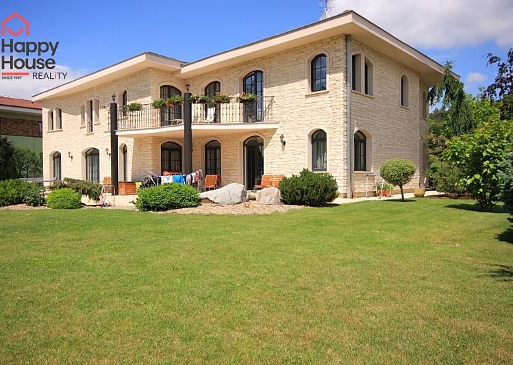 Pronájem rodinného domu 300 m², pozemek 1 450 m² - foto 5