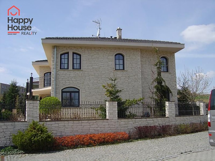 Pronájem rodinného domu 300 m², pozemek 1 450 m² - foto 7