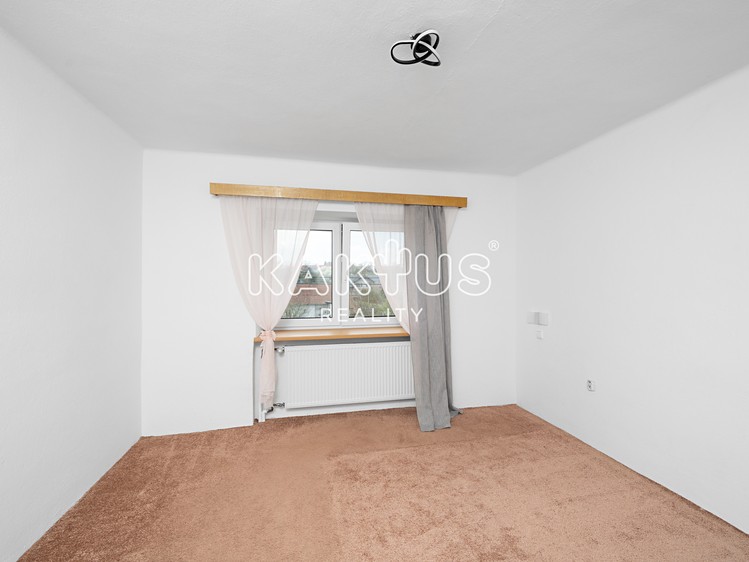 Pronájem rodinného domu 100 m², pozemek 664 m² - foto 7