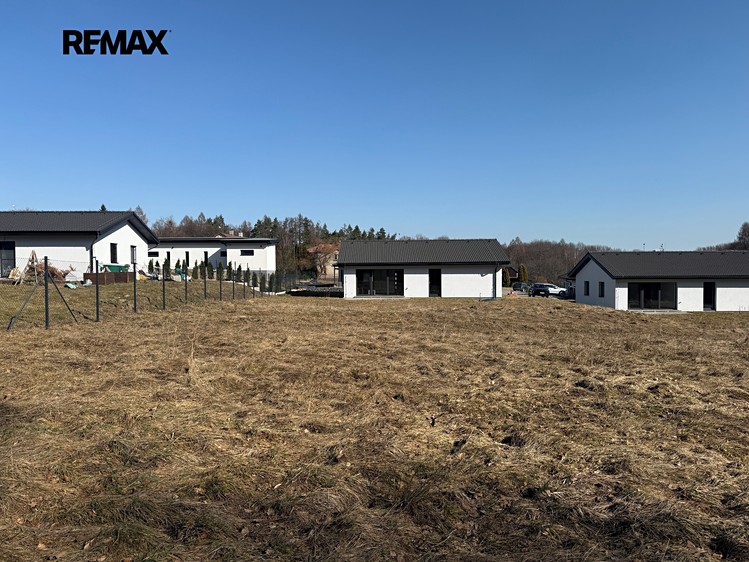 Pronájem rodinného domu 90 m², pozemek 1 600 m² - foto 2