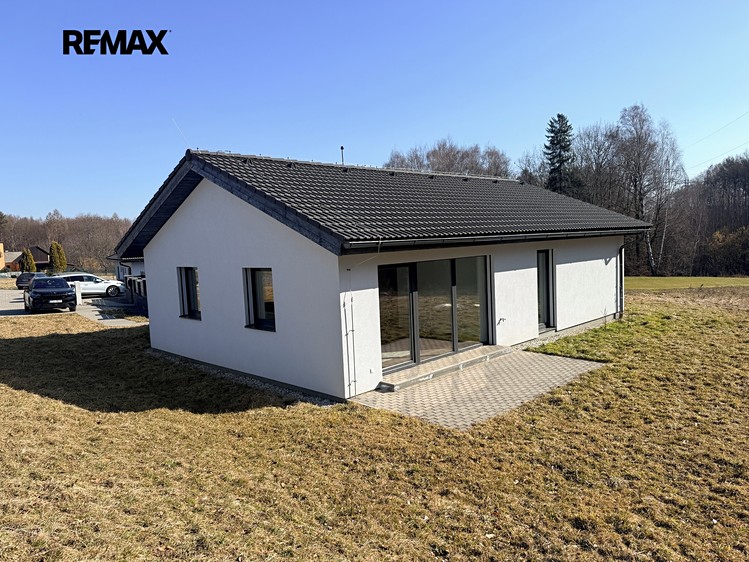 Pronájem rodinného domu 90 m², pozemek 1 600 m² - foto 6