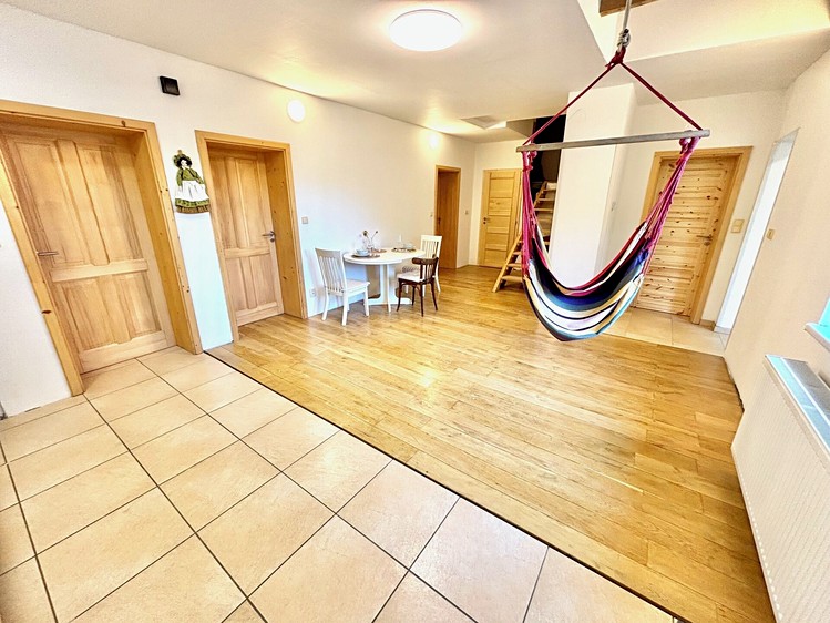 Pronájem rodinného domu 87 m², pozemek 360 m² - foto 1