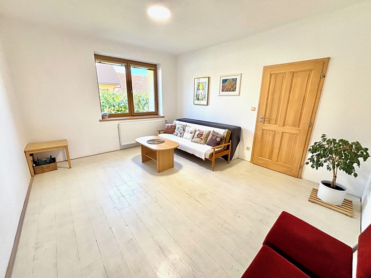 Pronájem rodinného domu 87 m², pozemek 360 m² - foto 8