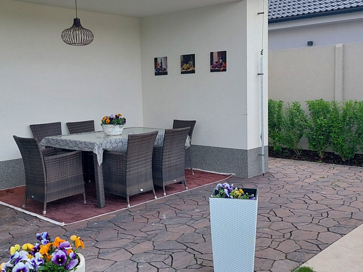 Pronájem rodinného domu 100 m², pozemek 460 m² - foto 4