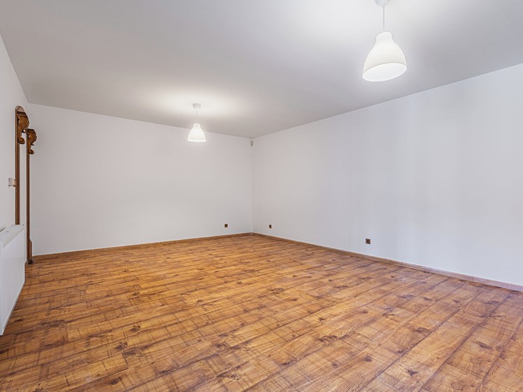 Pronájem rodinného domu 341 m², pozemek 474 m² - foto 2