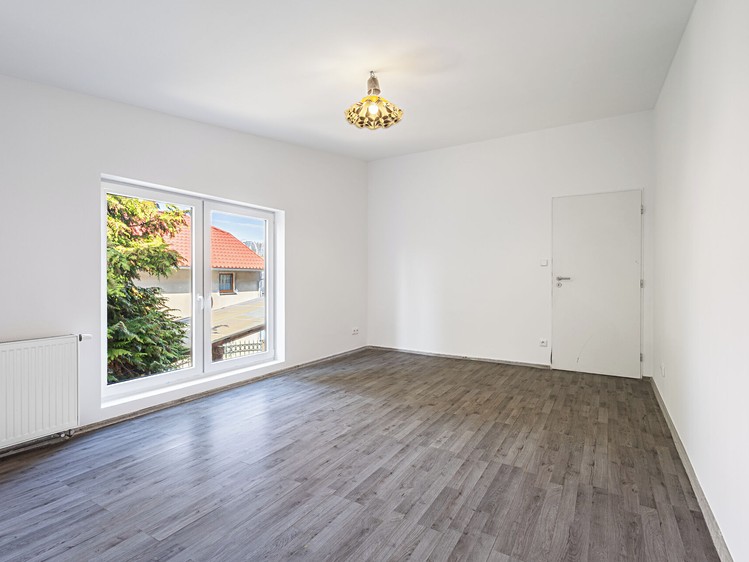 Pronájem rodinného domu 341 m², pozemek 474 m² - foto 5