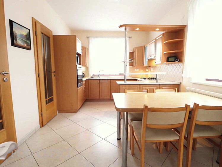 Pronájem  rodinného domu 95 m², pozemek 450 m² - foto 6