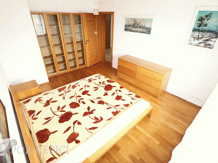 Pronájem  rodinného domu 95 m², pozemek 450 m² - foto 8