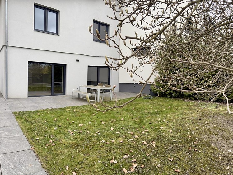 Pronájem rodinného domu 126 m², pozemek 263 m² - foto 2