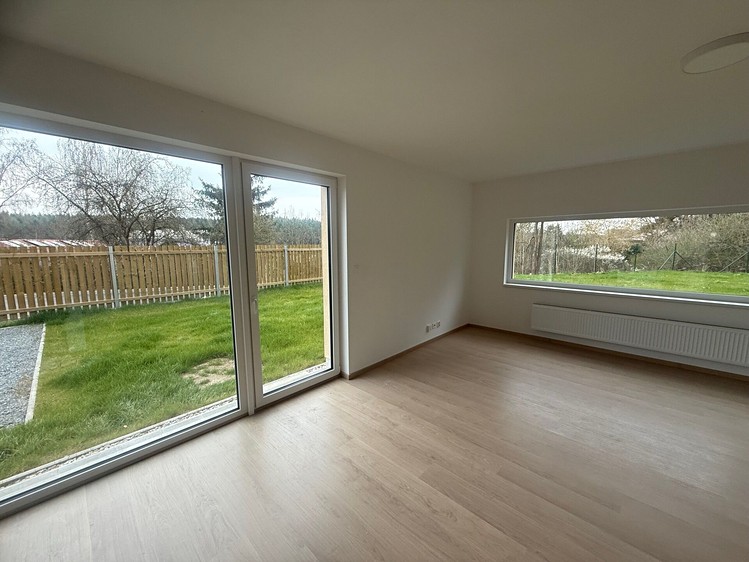 Pronájem rodinného domu 108 m², pozemek 393 m² - foto 8