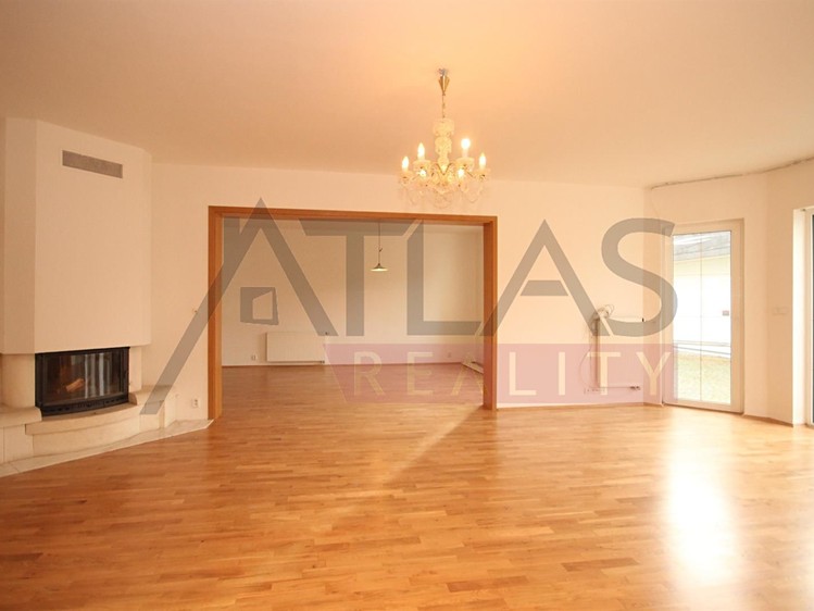 Pronájem vily 360 m², pozemek 860 m² - foto 5