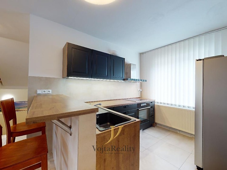 Pronájem  rodinného domu 150 m², pozemek 310 m² - foto 6