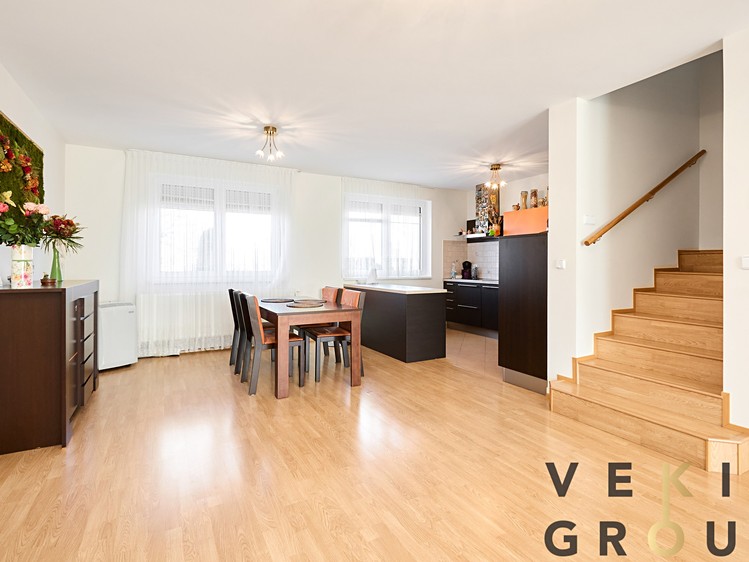 Pronájem  rodinného domu 160 m², pozemek 740 m² - foto 4