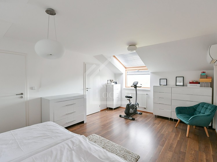 Pronájem  vily 187 m², pozemek 792 m² - foto 7