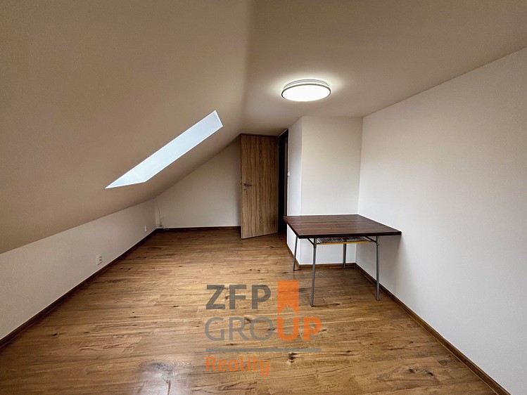 Pronájem rodinného domu 86 m², pozemek 437 m² - foto 5
