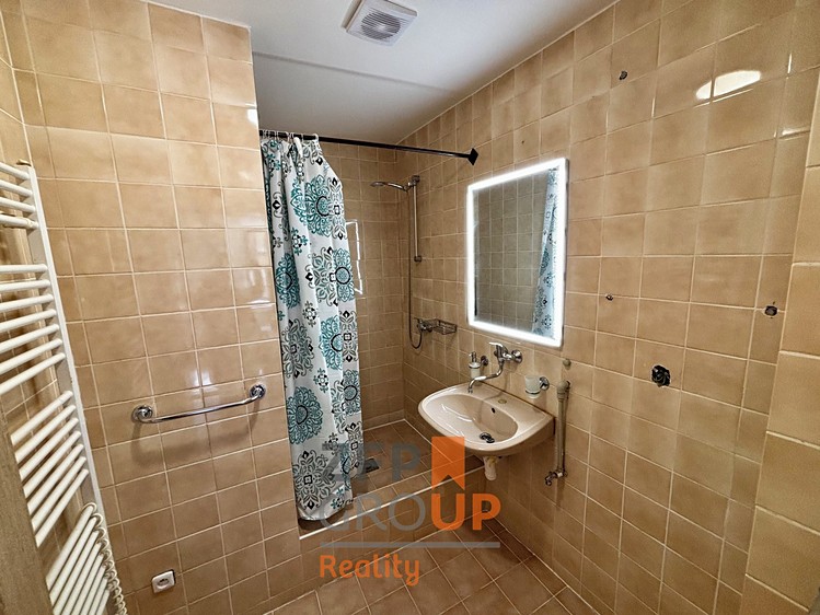 Pronájem rodinného domu 86 m², pozemek 437 m² - foto 7