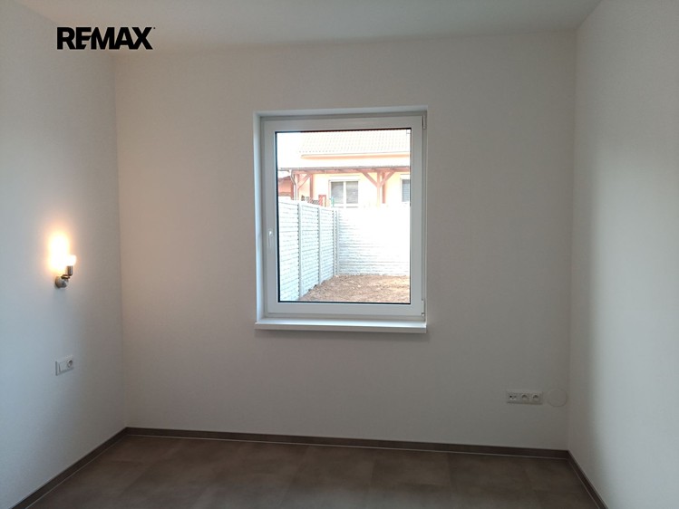 Pronájem rodinného domu 68 m², pozemek 200 m² - foto 7