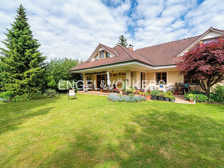 Pronájem  rodinného domu 340 m², pozemek 1 197 m² - foto 3
