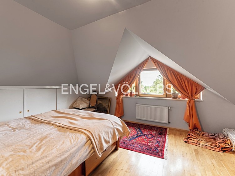 Pronájem  rodinného domu 340 m², pozemek 1 197 m² - foto 8