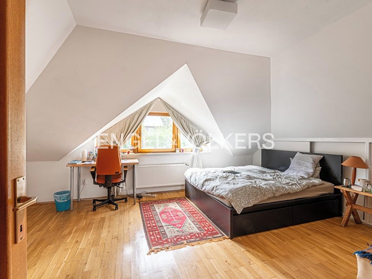 Pronájem  rodinného domu 340 m², pozemek 1 197 m² - foto 7