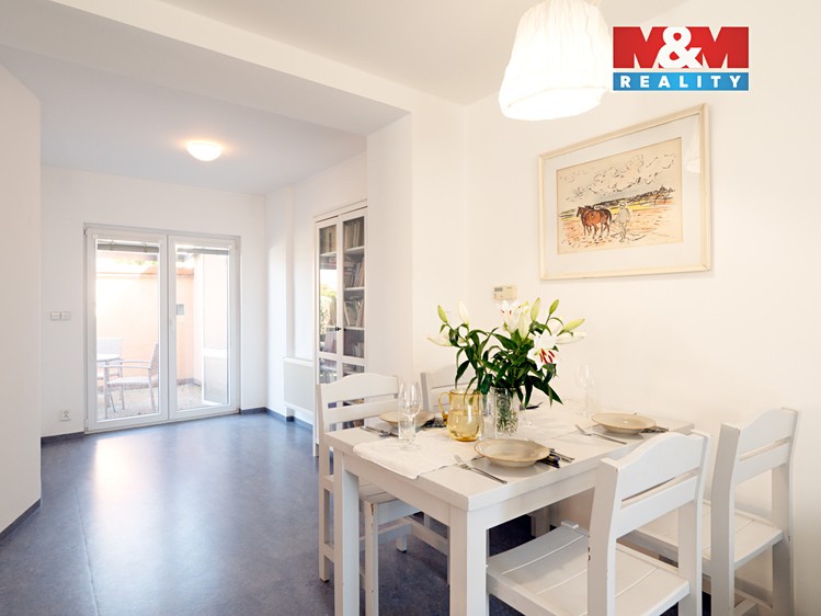 Pronájem rodinného domu 160 m², pozemek 330 m² - foto 3